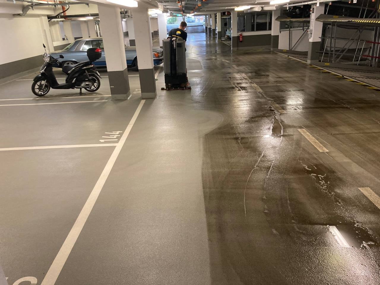 Tiefgaragenreinigung — Professionelle Tiefgaragenreinigung in Berlin sorgt für Sauberkeit, Werterhalt und mehr Sicherheit.